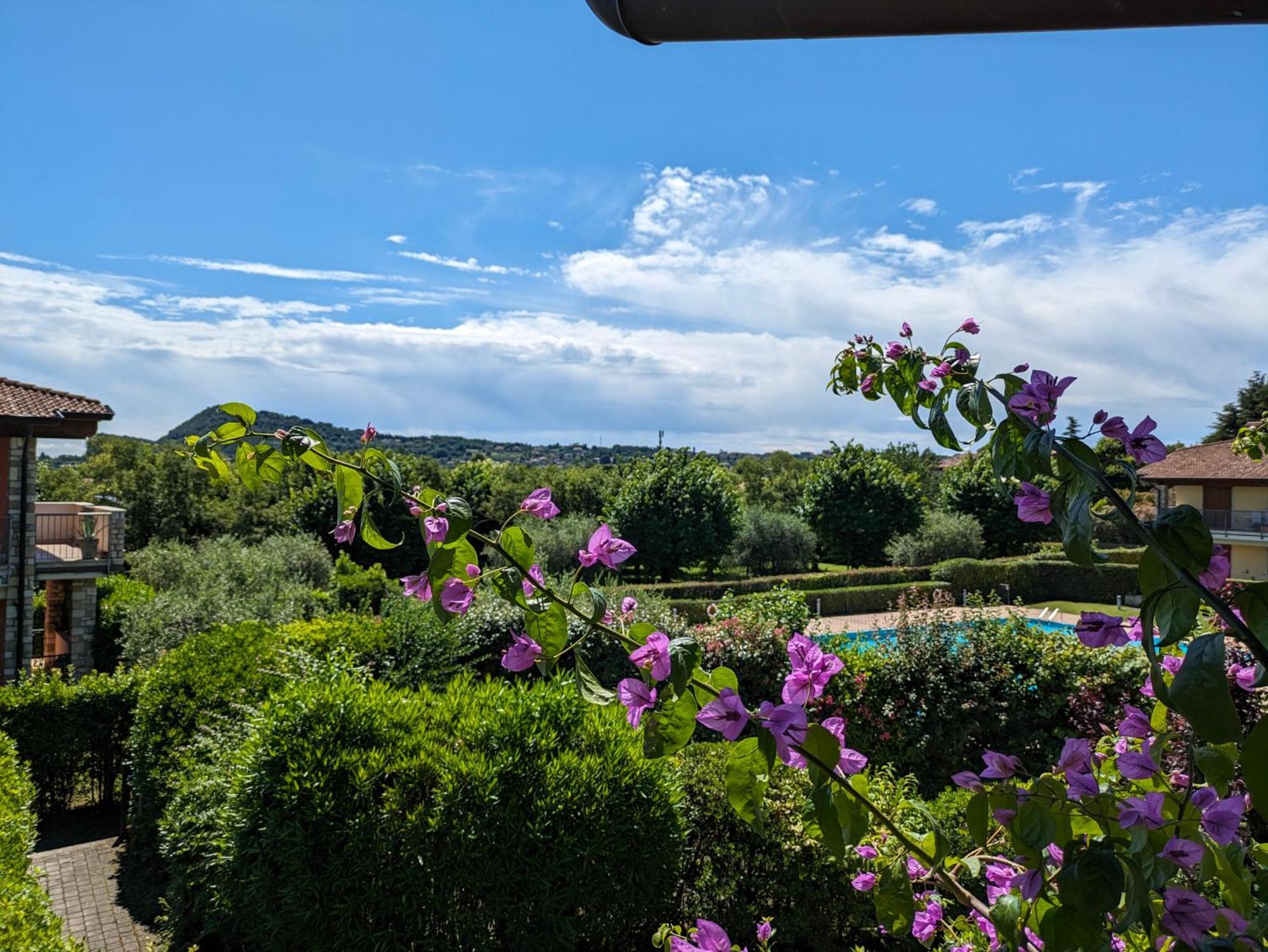La Fenice Holiday Apartment Manerba del Garda Exterior photo